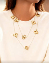 Load image into Gallery viewer, Heart Sweater Necklace