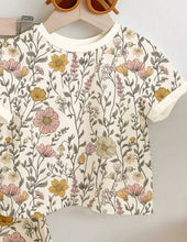 Load image into Gallery viewer, Floral Pant Outfit