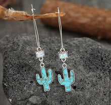 Load image into Gallery viewer, Silver Turquoise dangle earrings