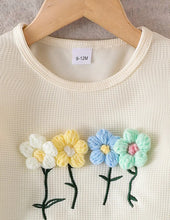 Load image into Gallery viewer, Floral Jean Outfit