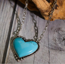 Load image into Gallery viewer, Stone Heart Necklace