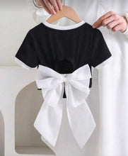 Load image into Gallery viewer, Crop Bow Top