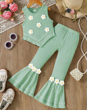 Load image into Gallery viewer, Sage Daisy Pant Outfit