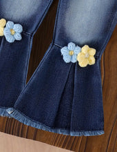 Load image into Gallery viewer, Floral Jean Outfit