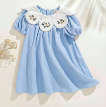 Load image into Gallery viewer, Puff Sleeve Floral Collar Dress