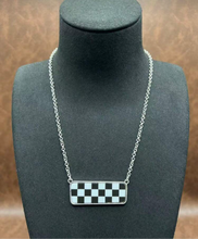 Load image into Gallery viewer, Checkered Bar /Navajo Pearl Necklace Set