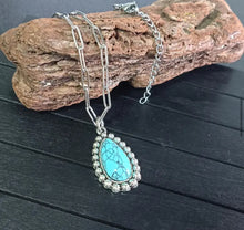 Load image into Gallery viewer, Turquoise PaperClip Necklace