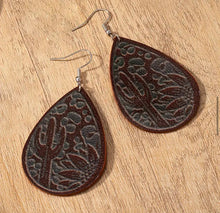 Load image into Gallery viewer, Painted Teardrop earrings