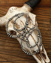 Load image into Gallery viewer, Double loop Navajo pearl earrings