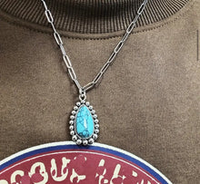 Load image into Gallery viewer, Turquoise PaperClip Necklace
