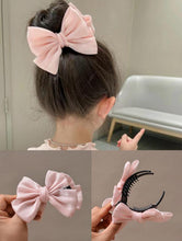 Load image into Gallery viewer, Butterfly Bow Clip