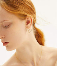 Load image into Gallery viewer, Asymmetrical Rhinestone Heart Post