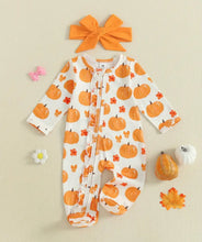 Load image into Gallery viewer, Pumpkin Ruffle Butt Sleeper