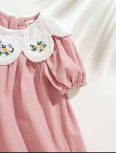 Load image into Gallery viewer, Puff Sleeve Floral Collar Dress