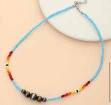 Load image into Gallery viewer, Navajo beaded necklace