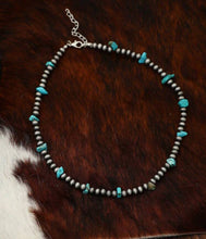 Load image into Gallery viewer, Turquoise Chunk Navajo pearl necklace
