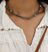 Load image into Gallery viewer, Turquoise Chunk Navajo pearl necklace