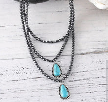 Load image into Gallery viewer, 3 Pc Teardrop Navajo Pearl Necklace Set