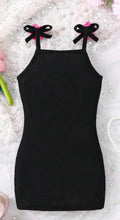 Load image into Gallery viewer, Crochet Floral Dress