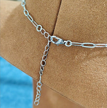 Load image into Gallery viewer, Checkered Chain Necklace