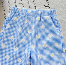 Load image into Gallery viewer, Plaid Daisy Pant Outfit