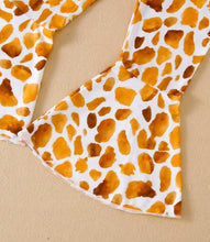 Load image into Gallery viewer, Giraffe Flare outfit