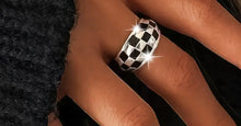 Load image into Gallery viewer, Silver Checkered Ring