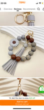 Load image into Gallery viewer, Sunflower charm beaded key rings