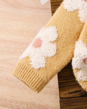 Load image into Gallery viewer, Moss Flower Sweater