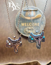 Load image into Gallery viewer, Saddle Necklace Set