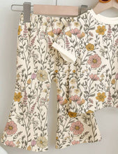 Load image into Gallery viewer, Floral Pant Outfit