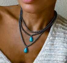 Load image into Gallery viewer, 3 Pc Teardrop Navajo Pearl Necklace Set