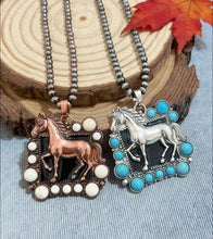 Load image into Gallery viewer, Horse Pendant Pearl Necklace