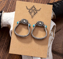 Load image into Gallery viewer, Vintage Western Earrings