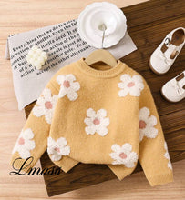 Load image into Gallery viewer, Moss Flower Sweater