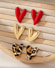 Load image into Gallery viewer, Heart Post Earrings