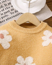 Load image into Gallery viewer, Moss Flower Sweater