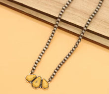 Load image into Gallery viewer, Navajo pearl boho necklace