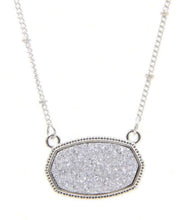Load image into Gallery viewer, Oval(hexagon) druzy necklace