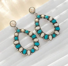 Load image into Gallery viewer, Teardrop shaped hoops