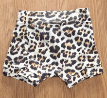 Load image into Gallery viewer, Mama’s bestie bummies outfit