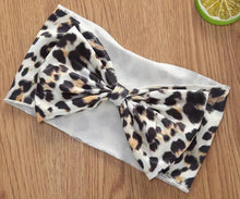 Load image into Gallery viewer, Mama’s bestie bummies outfit