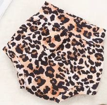 Load image into Gallery viewer, Leopard bummie outfit
