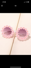 Load image into Gallery viewer, Pink Flower kid sunglasses